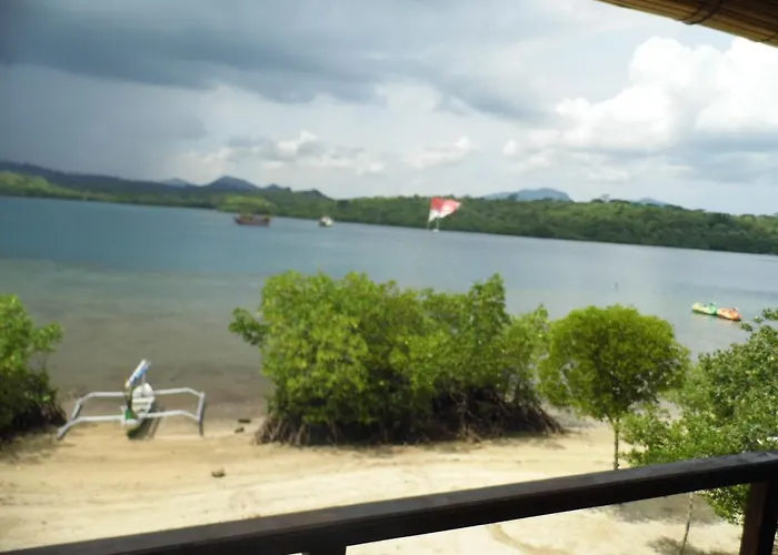 White Sandy Beach Menjangan Banyuwedang